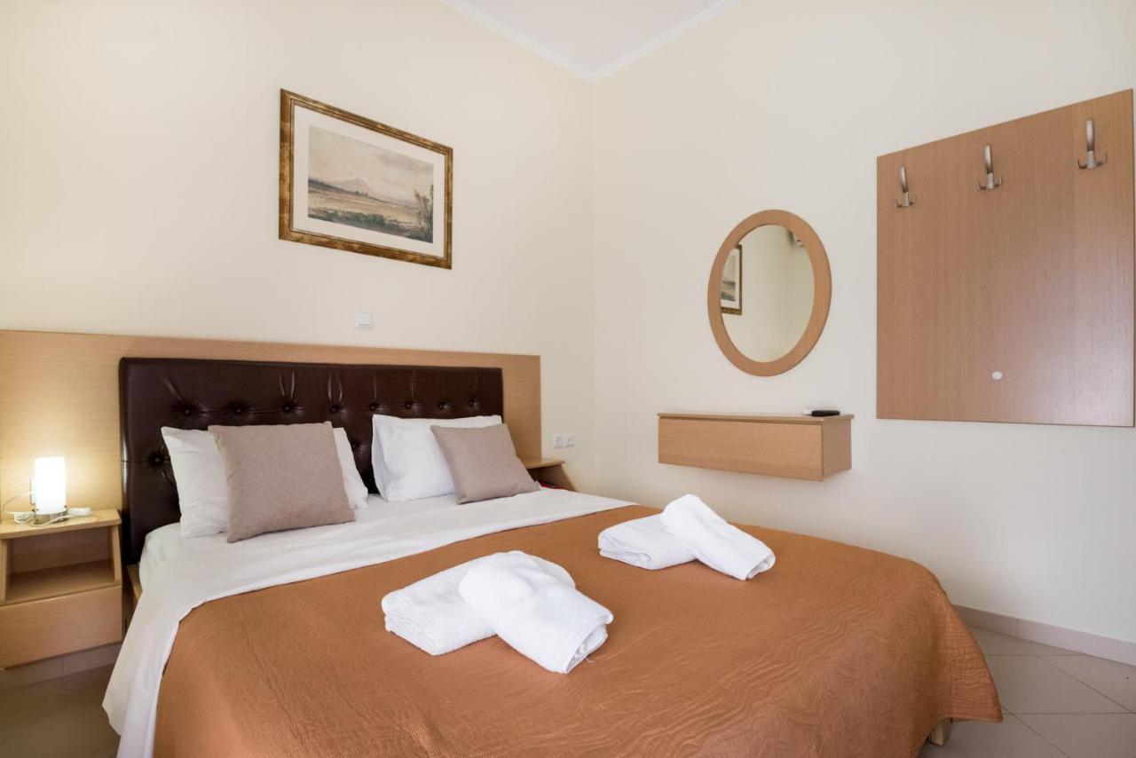 Katerina Hotel Канали Екстериор снимка