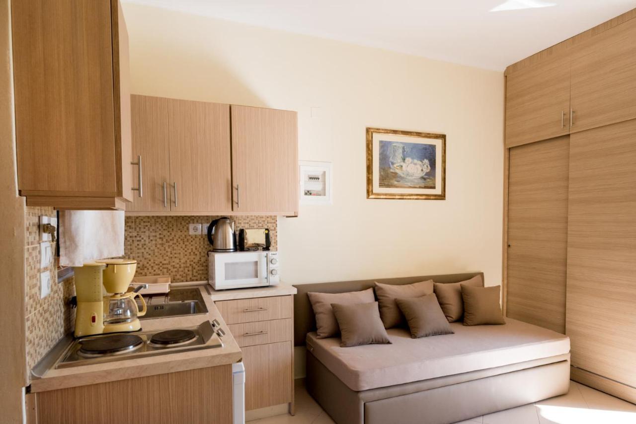 Katerina Hotel Канали Екстериор снимка